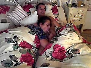 Teens poke lovers butthole with big strapon dildos and squir